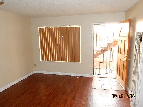 5th image of 237 50th St APT 30
