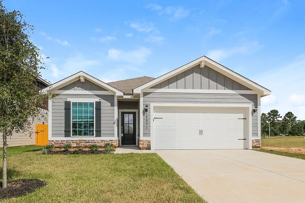 3 bed, 2.0 bath, 1552 sqft, $1,650 — Photo 1