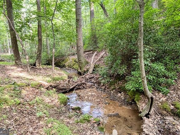 5th image of 90 Cardinal Cv