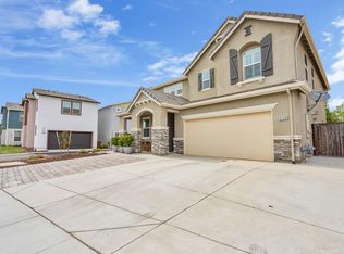 4120 Ocean Ln, Elk Grove, CA 95757