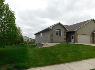 429 Telluride Ln, Brookings, SD 57006