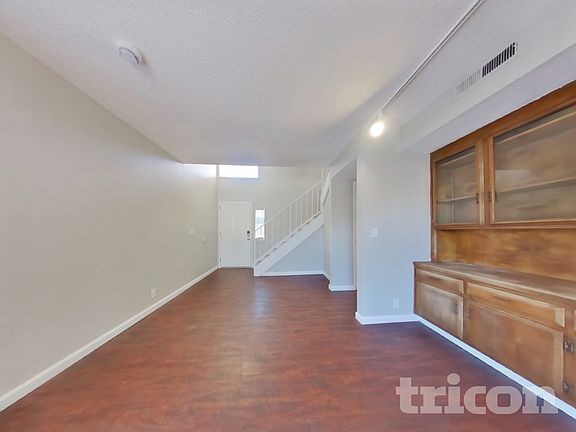 2nd image of 1109 Nadene Dr