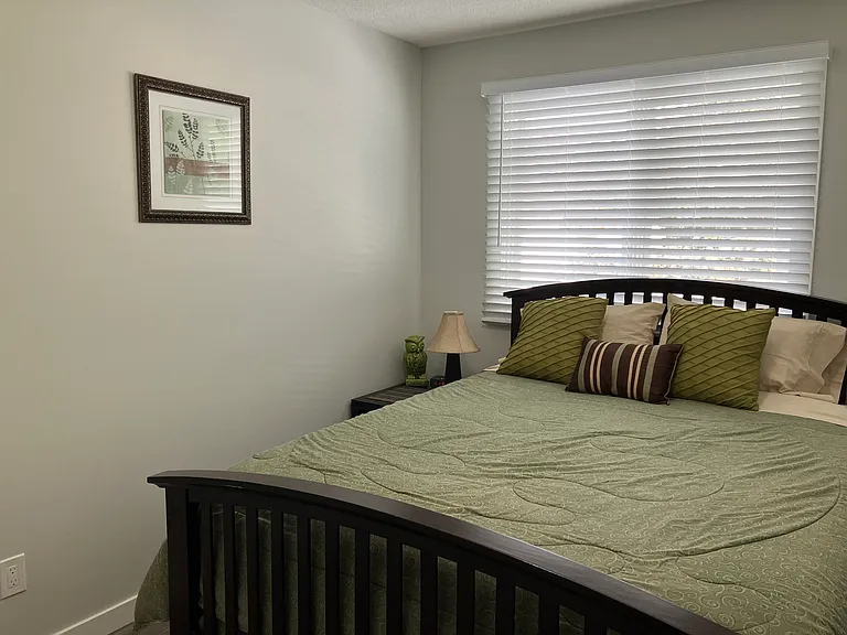 124 Anderson Close — Photo 7