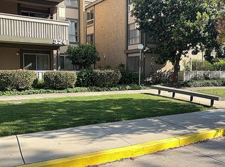 324 Chestnut Hill Ct APT 14, Thousand Oaks, CA 91360