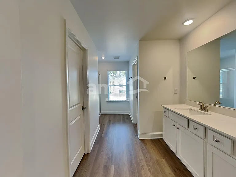 1499 Aquamarine Dr — Photo 12