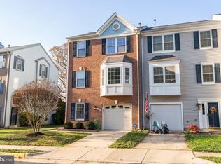 6030 Lands End Ln, Alexandria, VA 22315