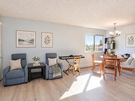 4th image of 7240 Lindsay Rd #303