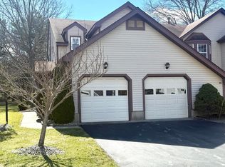 8D Ingram Drive, Monroe, NJ 08831