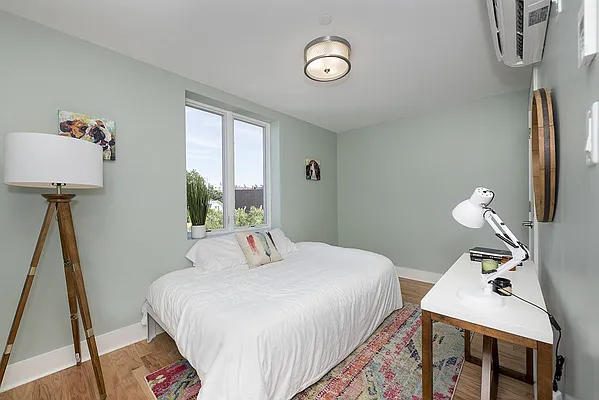 Rented by Bold New York | media 5