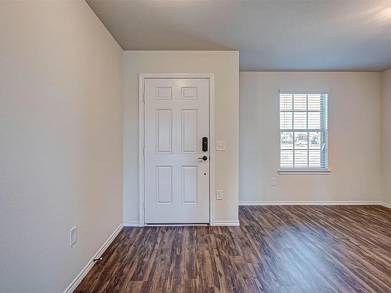 24123 Noble Darcy Ln — Photo 6