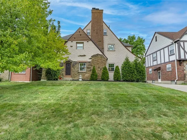 1104 Sunnyslope Dr, Cincinnati, OH 45229