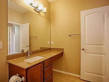 1101 Amazon Lilly Cv — Photo 32