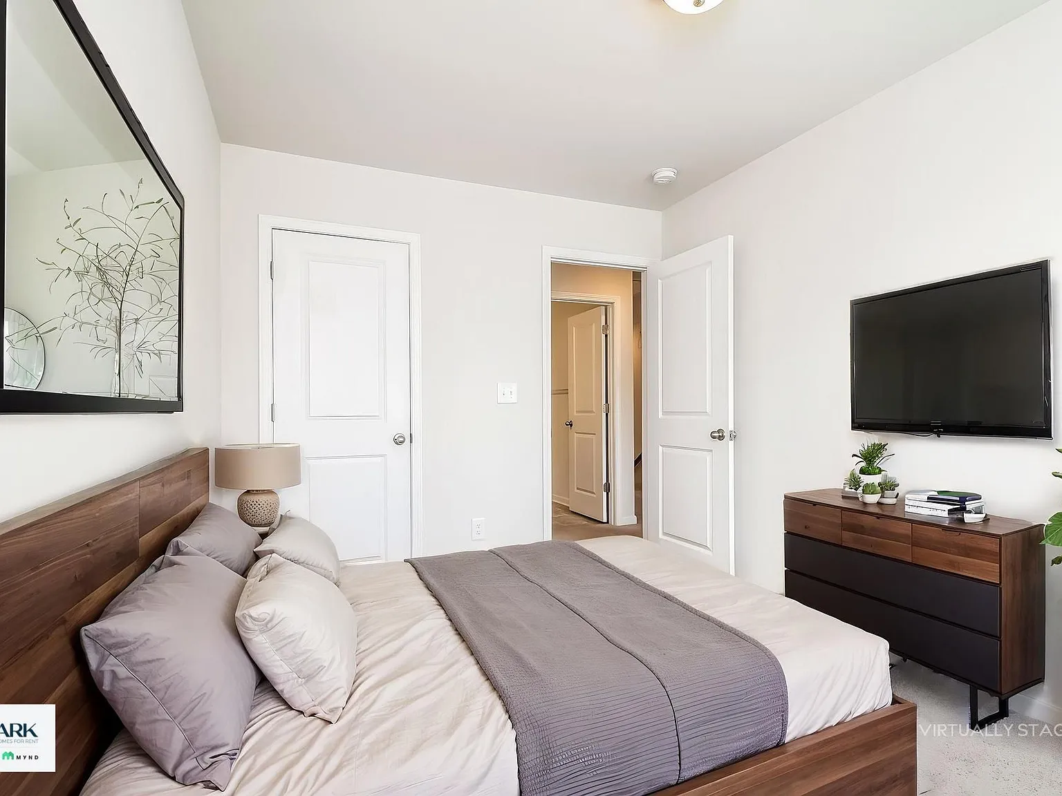 3 bed, 2.0 bath, 1415 sqft, $1,474 — Photo 4