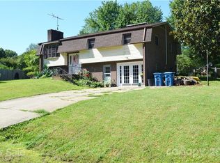 2477 Cedar Valley Dr, Conover, NC 28613