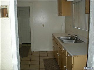 3rd image of 1631 W 60th Pl
