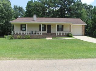 421 Sam Rayburn Dr, Hattiesburg, MS 39402