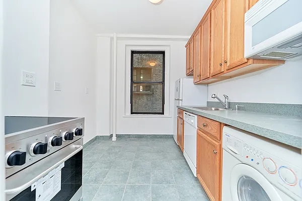 Rented by Living New York | media 13