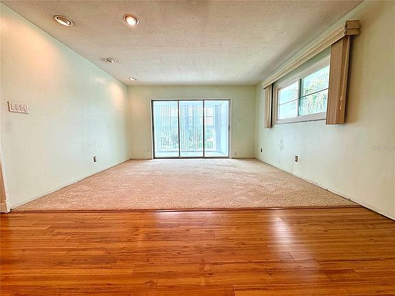 5th image of 531 SUTTON PLACE