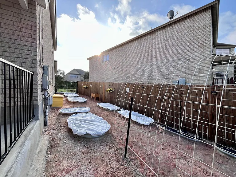11205 Forest Pass Ct — Photo 33