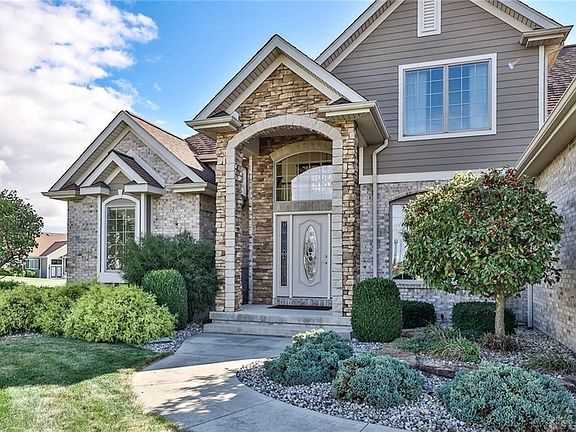 3rd image of 1210 Everest Ct