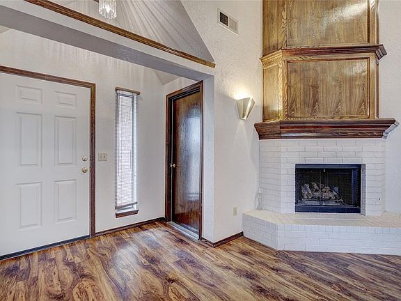 5th image of 10116 S Klein Ave