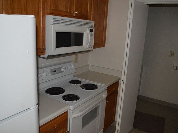 4th image of 2112 Ringgold Ct