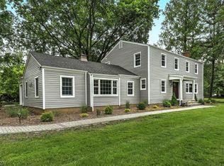 69 W Main St, Mendham, NJ 07945