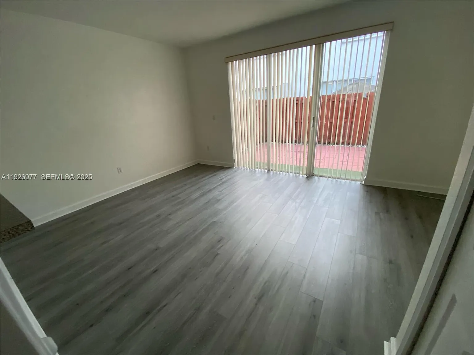 3 bed, 1642 sqft, $3,000 — Photo 3