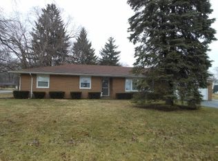 805 Strong St, Kouts, IN 46347