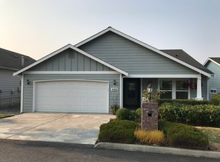 420 NW 12th Loop, Oak Harbor, WA 98277