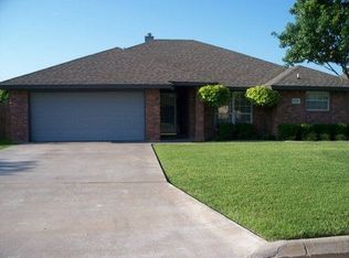 3213 Forest Hill Dr, San Angelo, TX 76904