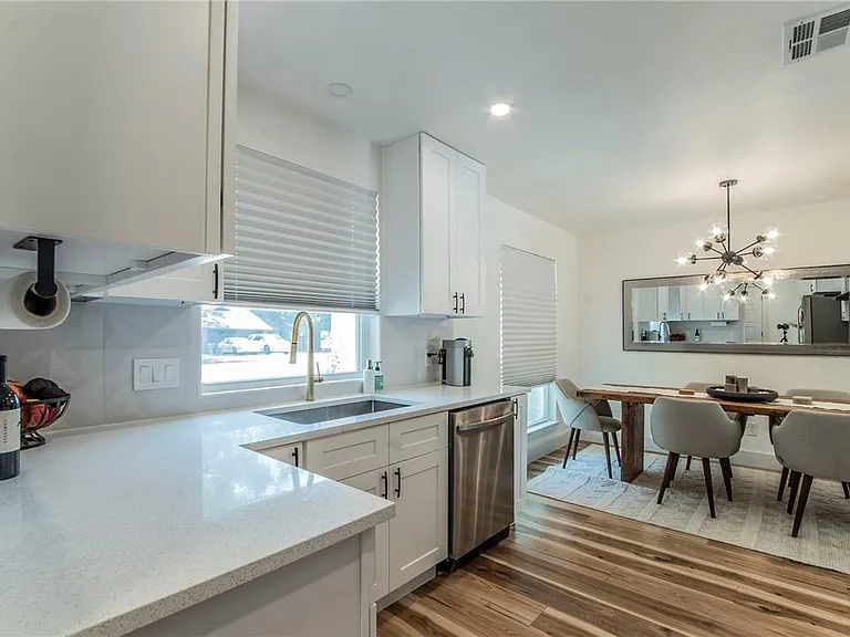 5702 Whitebrook Dr — Photo 9