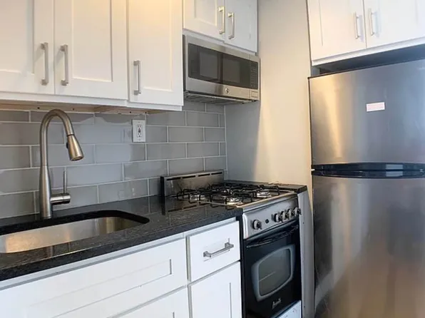 2166 Fred Douglas Boulevard image 1 of 4