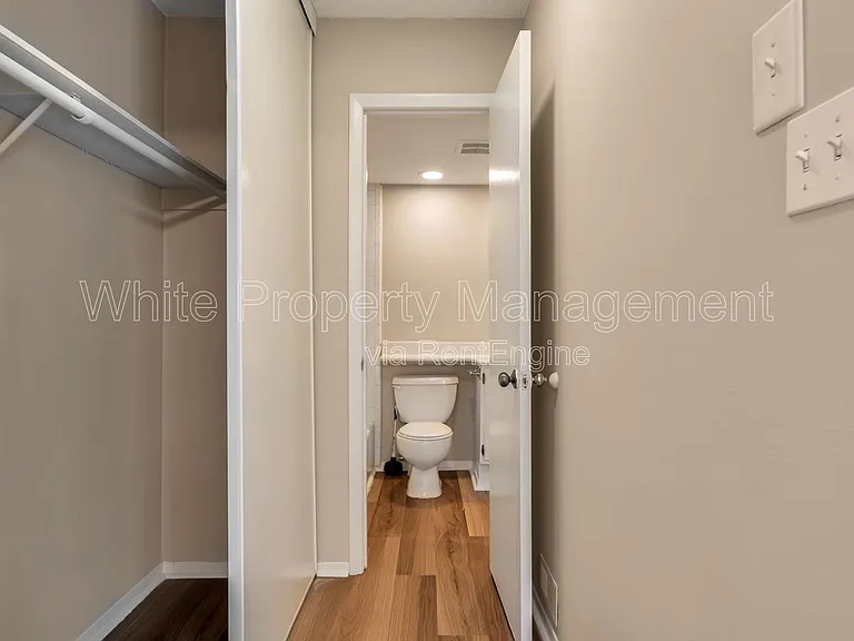 6927 Stonington Ln — Photo 20