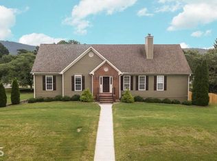 2510 Woodland Hills Dr, Cumming, GA 30040