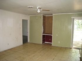3rd image of 7816 Randle Dr