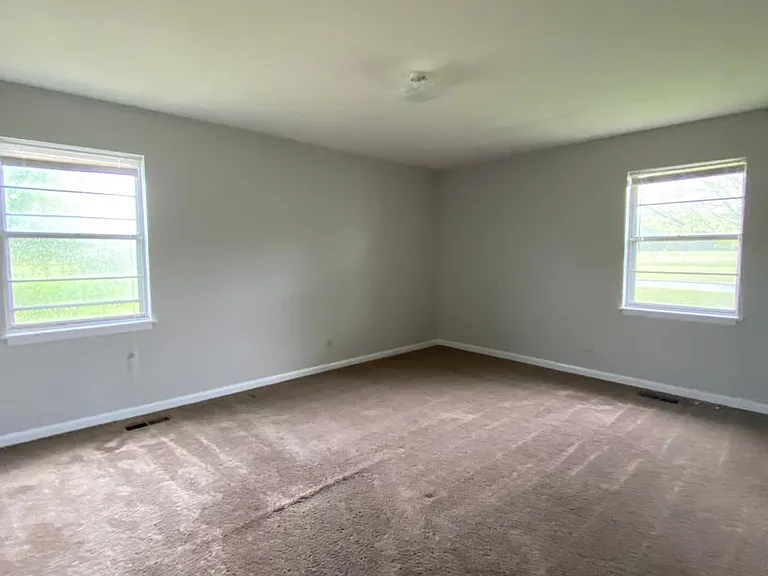 1440 Taylors Chapel Rd — Photo 8