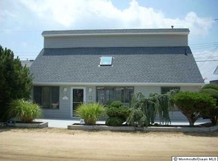 9 Surf Rd, Seaside Heights, NJ 08751