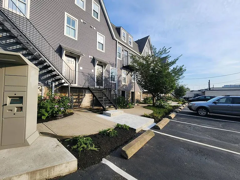 154 Granite St — Photo 4