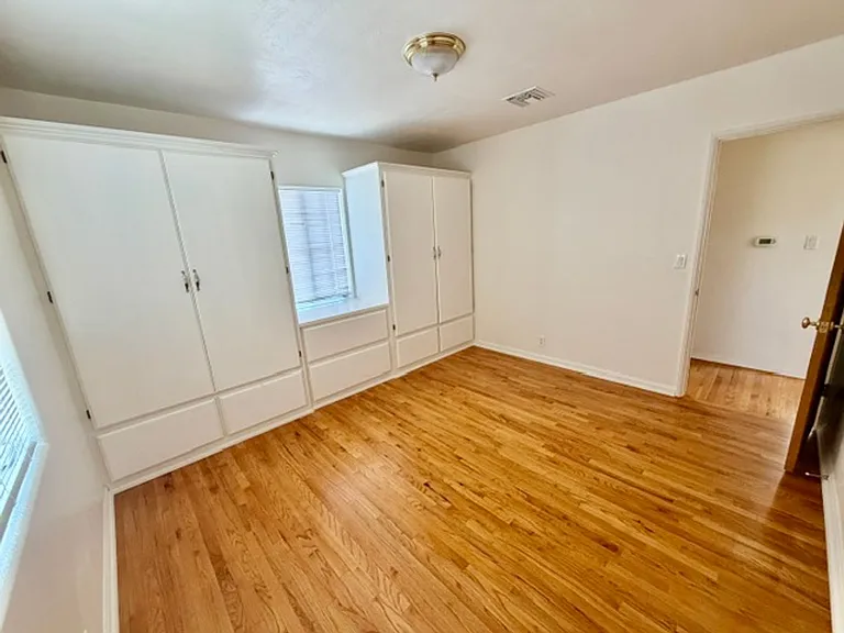 11126 Daines Dr — Photo 10