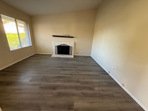 3rd image of 3729 Whirlaway Ln