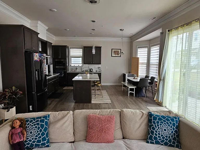 204 Cotten Dr — Photo 8