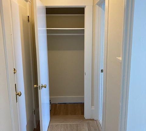 4th image of 170 Duboce Ave #2