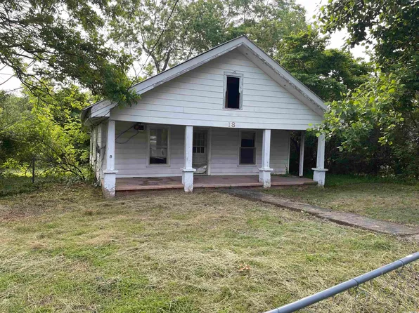 18 Tuff St, Ash Flat, AR 72513