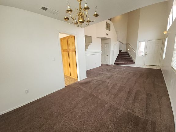 5th image of 9907 Sparrow Ridge Ave