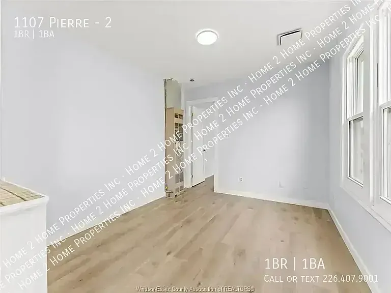 1107 Pierre Ave #2 — Photo 2