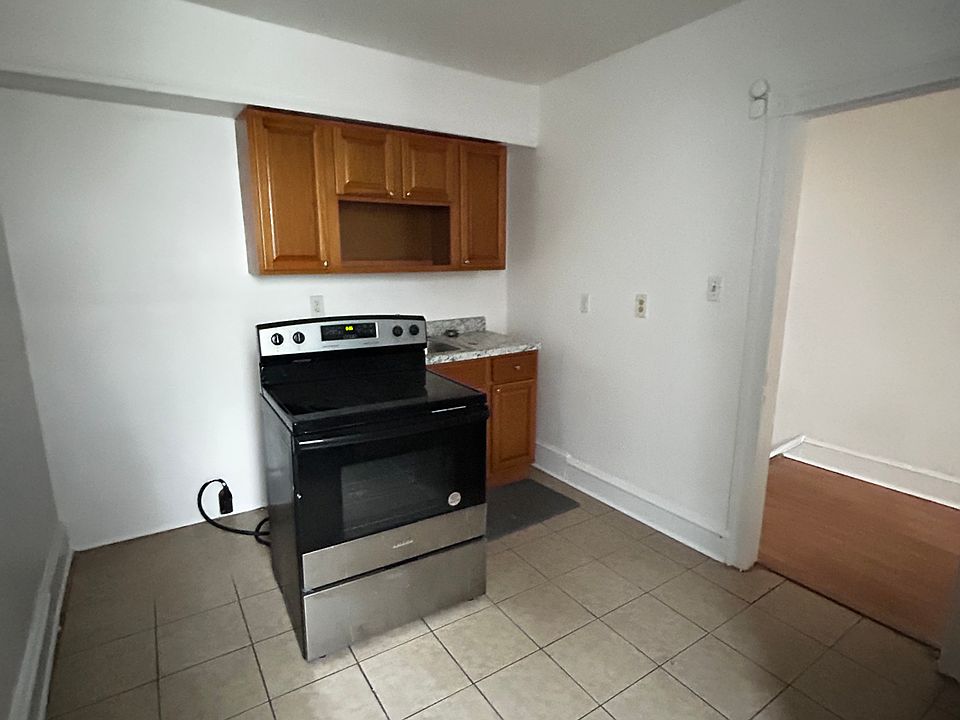 1st image of 4133 N 5th St Floor 2