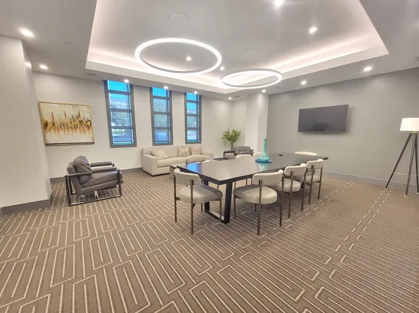1650 Commonwealth Ave Unit 304, Brighton, MA 02135