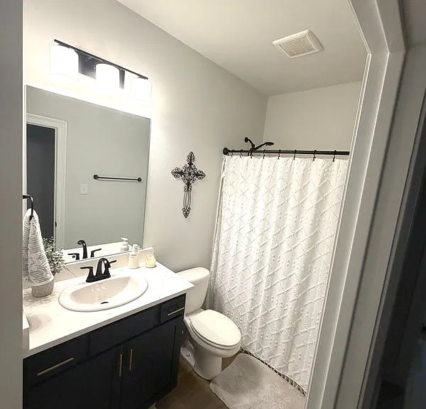 106 Lightbourne Dr — Photo 12
