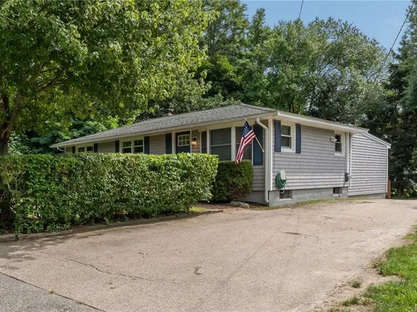 40 Tern Rd, Narragansett, RI 02882